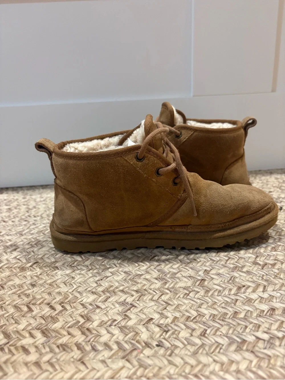 UGG Kids Chestnut Suede Shearling Lined Ankle Boots kids neumel